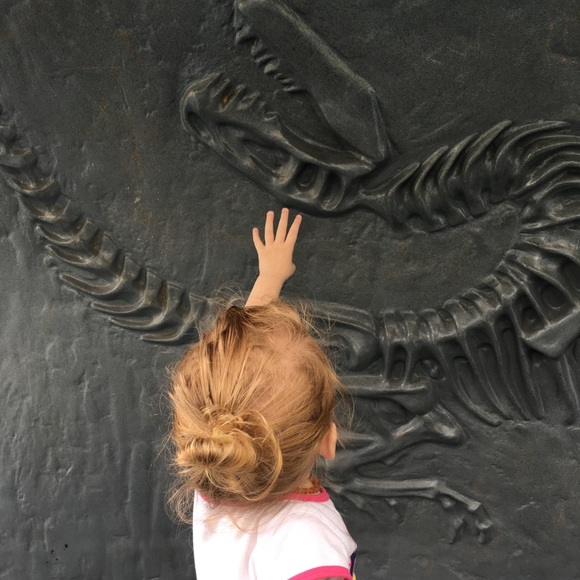 Meet your Posher, Mary Moon🌙 ✨ - Picture 4 of 8